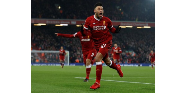 Una partita di calcio con felicità